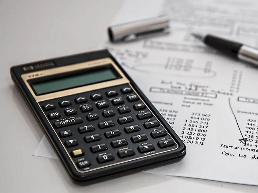 Chiffrage transparent d'un projet web Calculatrice et feuille de calcul pour estimer le budget d'un projet web.