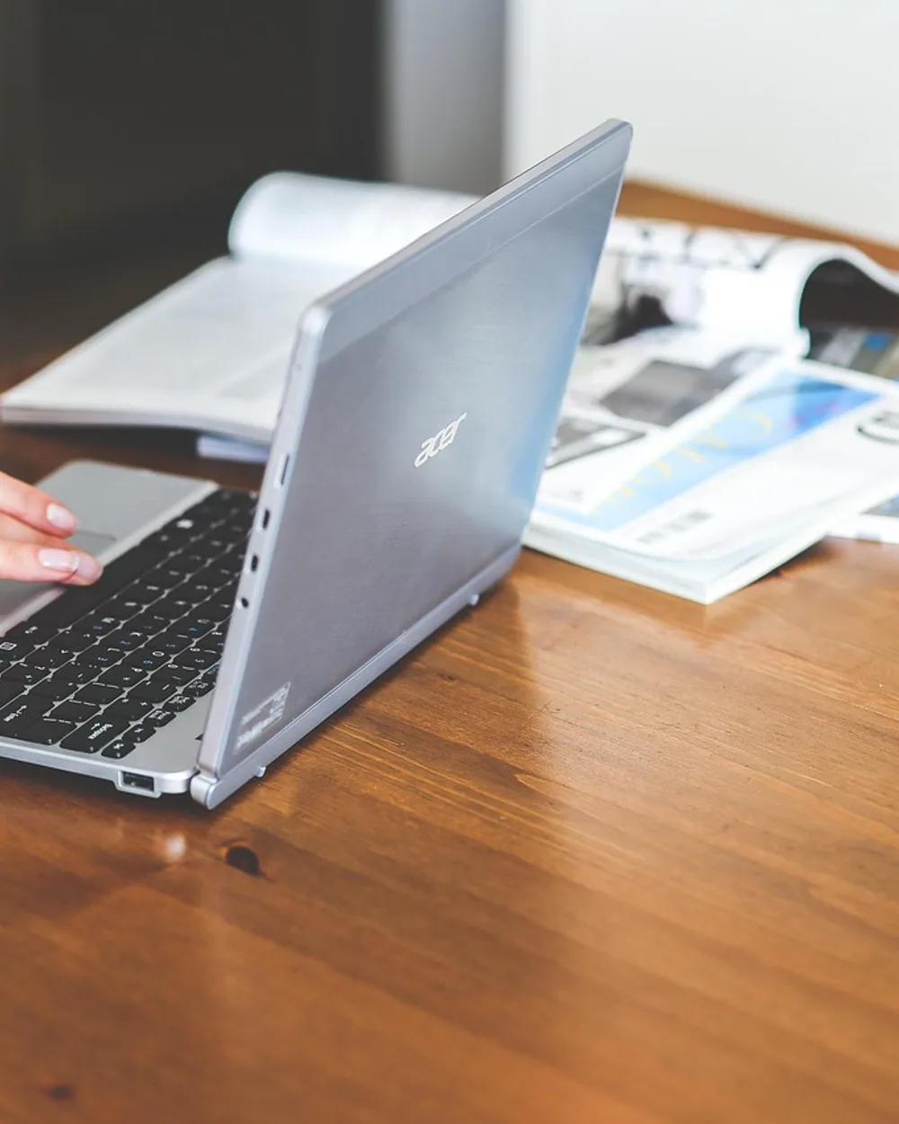 Un studio web à taille humaine à Gembloux — un seul interlocuteur Notre approche du développeur web : un projet web accompagné de bout en bout par Scornidigital
